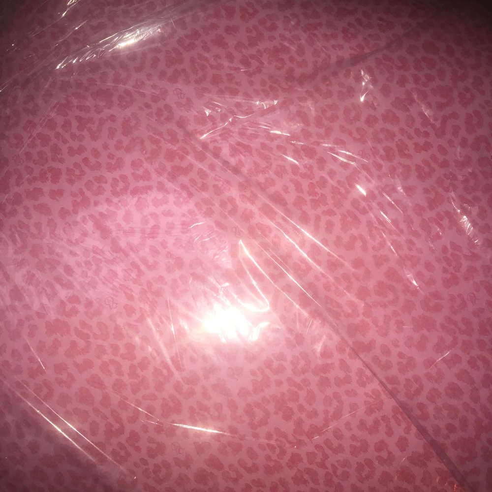 Victoria’s Secret tissue paper